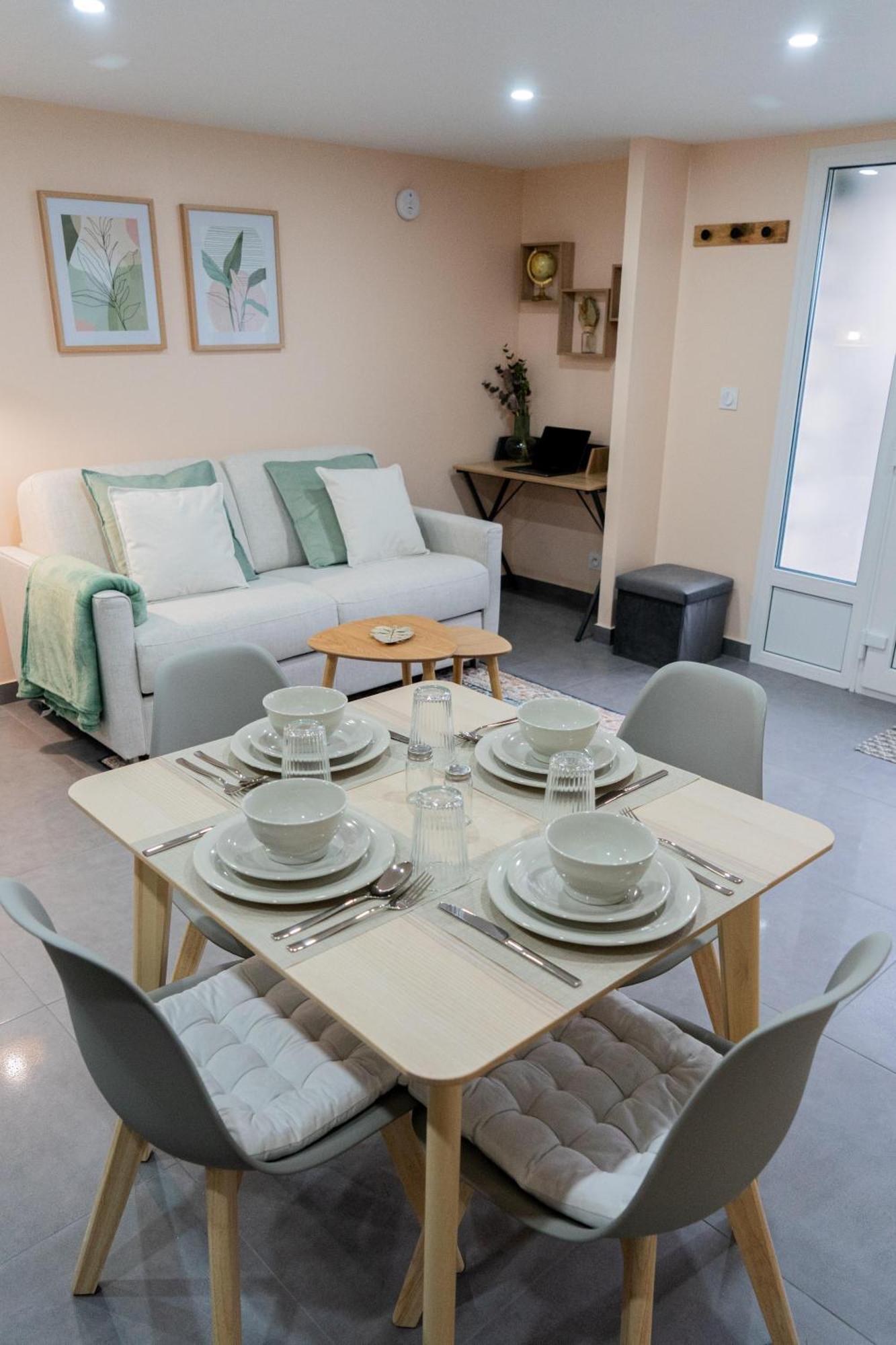 Appartement Cosy Le Lys Vert A 40Mn De Paris Dammarie-lè-Lys Ngoại thất bức ảnh